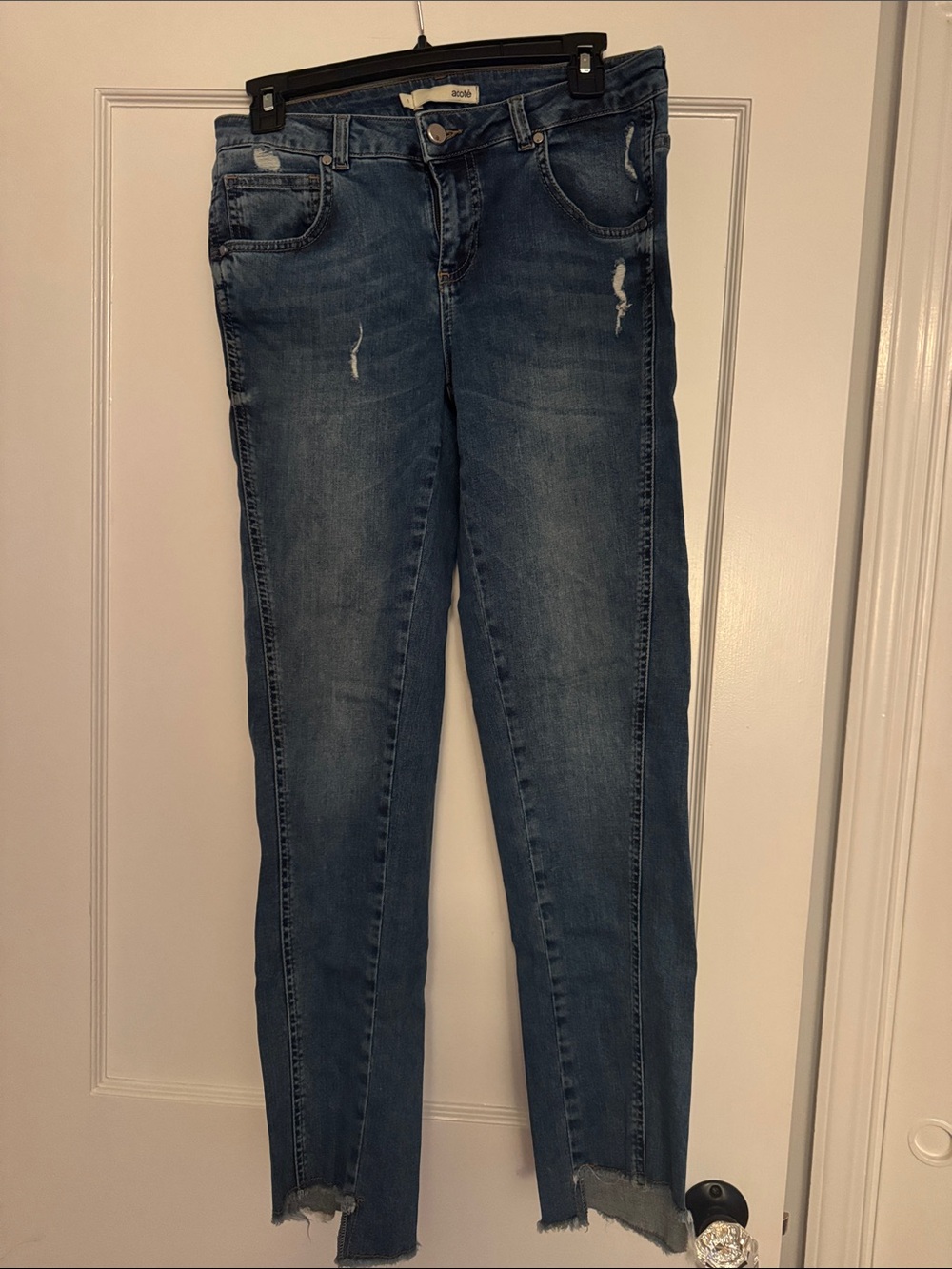 Women’s Blue Distressed Skinny Jeans